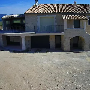 Hébergement de vacances La Fenière
