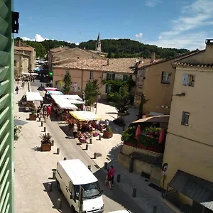  Hébergement de vacances Maison De Village, Les Hirondelles